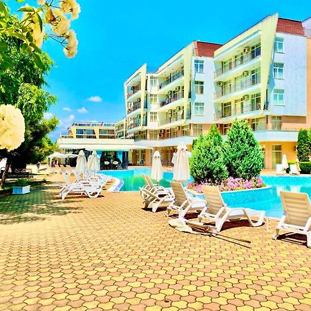 Grand Kamelia Holiday Complex Sunny Beach Exterior photo